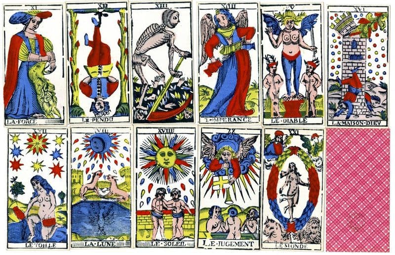 Couverture du jeu Tarot